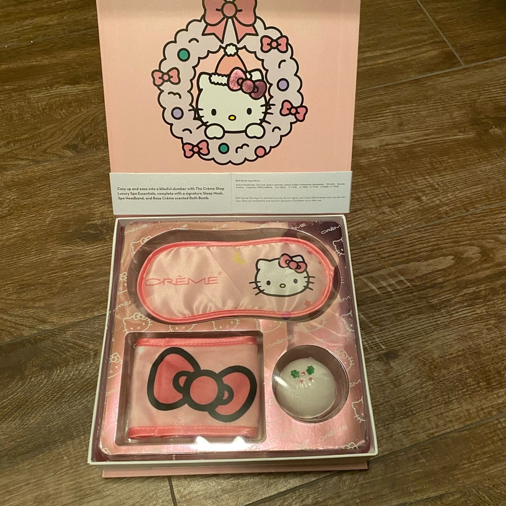 Hello kitty, cozy slumber, limited edition